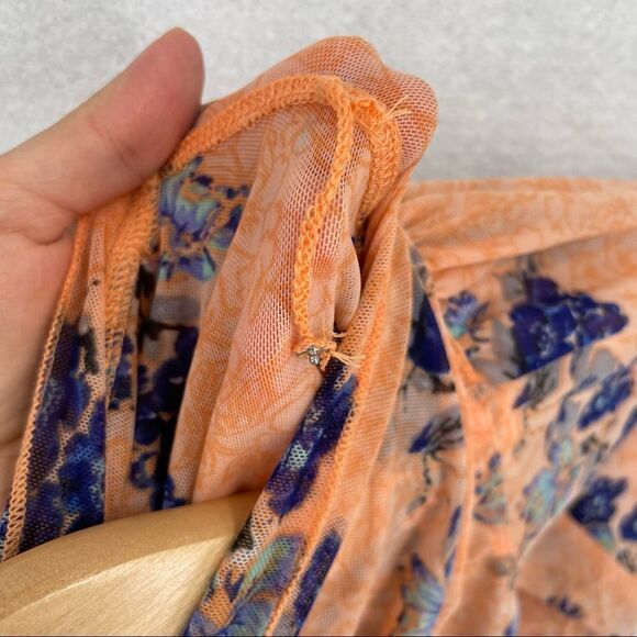 -Free People Mock Neck Blouse NWT XS - Picture 7 of 11